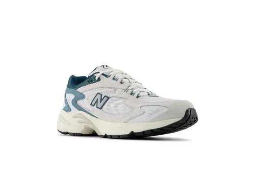 New Balance 725 Sneaker – Stilvolle Herren-Schuhe - Entdecke die New Balance Sneaker »725«! Mit innovativer Schnürung und langlebigem Obermaterial aus Leder und Textil bieten sie perfekten Halt und modernen Style – ideal für Büro und Freizeit.