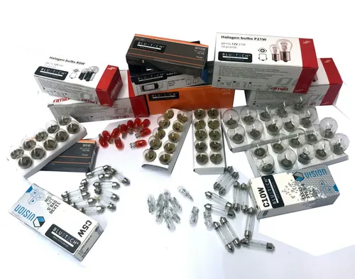 St. Spezial-Set für KFZ Beleuchtung Birne Autolampen Glühlampen LONGLIFE. 110