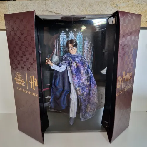 Harry Potter Exklusive Design Kollektion Harry Potter Puppe - Spielzeug für Schulkinder, detailgetreue Puppe aus der Harry Potter Serie, ideal für kreative Rollenspiele und Sammler.