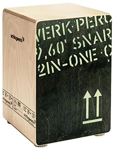 Schlagwerk CP403BLK Cajon 2inOne Black - Größe M - Percussion Cajon für Körpergrößen bis 1,70 m, handmade in Germany mit 2inOne-Technik für klare Snare-Bass-Trennung und Anti-Rutsch-Beschichtung für sicheres Spielen.