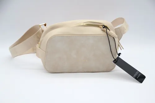 Expatrie Umhängetasche Sand Neu - Umhängetasche für Damen in elegantem Sand, aus strapazierfähigem Polyurethan, ideal für den täglichen Gebrauch und stilvolle Aufbewahrung.