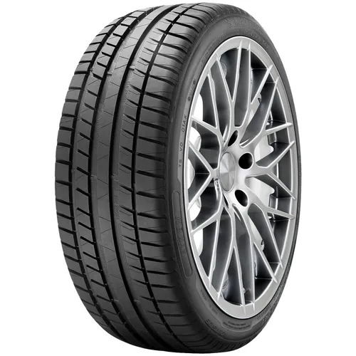 Riken Road Performance 195/60 R15 88V - Sommerreifen mit optimierter Laufflächenkonstruktion für verbesserten Kraftstoffverbrauch und ausgezeichnete Kontrolle bei allen Geschwindigkeiten. Ideal für nasse und trockene Fahrbahnoberflächen.