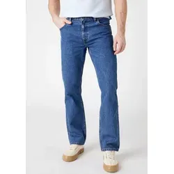 Wrangler Herren-Jeans Straight - Regular Fit, gerade Beine, bequeme Baumwolljeans für jeden Anlass, zeitlose Eleganz in Medium Stonewash