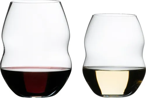 RIEDEL Swirl Rotwein 2er Set - Klares Kristallglas - Rotweingläser, maschinell gefertigt, ideal für den täglichen Gebrauch. Die gewellte Form sorgt für einen sicheren Halt und optimales Wirbeln des Weins. Spülmaschinenfest mit 580 ml Fassungsvermögen.