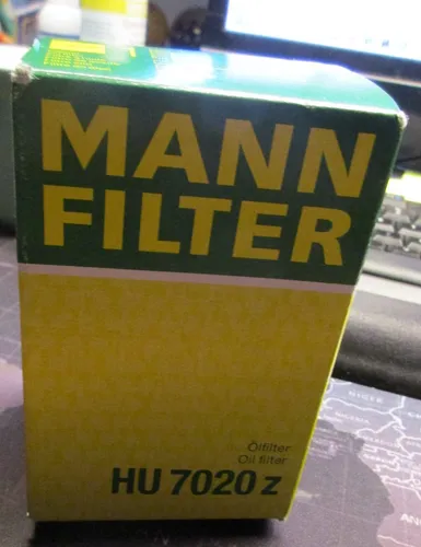 MANN-FILTER HU 7020 Z Ölfilter für Audi, Seat, Skoda, VW