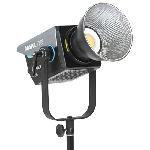 NANLITE FC-500B Bi-Color Studio-Scheinwerfer - Dauerlichter für professionelle Foto- und Videoaufnahmen, dimmbar und mit variabler Farbtemperatur von 2700-6500K für individuelle Beleuchtungseffekte.