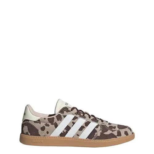 adidas Sportswear BREAKNET SLEEK Sneaker mit Kuh Muster in Weiß 36 EU - Sportliche Sneaker mit einzigartigem Kuhmuster, aus hochwertigem Leder und Synthetik. Ideal für den Alltag, mit robuster Gummisohle für optimalen Komfort bei jedem Schritt.