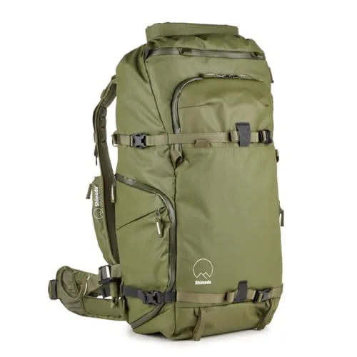 Shimoda Action X25 v2 Starter Kit (Small ML CU) Armeegrün - Kameratasche und Rucksack in einem, ideal für Spiegellose Kameras, bietet optimalen Schutz und Komfort für Outdoor-Abenteuer.