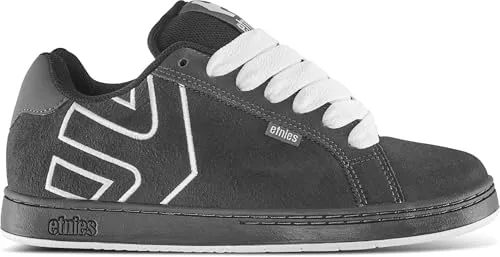 Etnies Fader Skate Trainer Herren – Abgenutzt Schwarz - 44 EU - Sneaker für Herren, ideal für Skateboarding und Freizeitaktivitäten, mit robustem Wildleder-Obermaterial und Gummisohle für optimalen Halt.