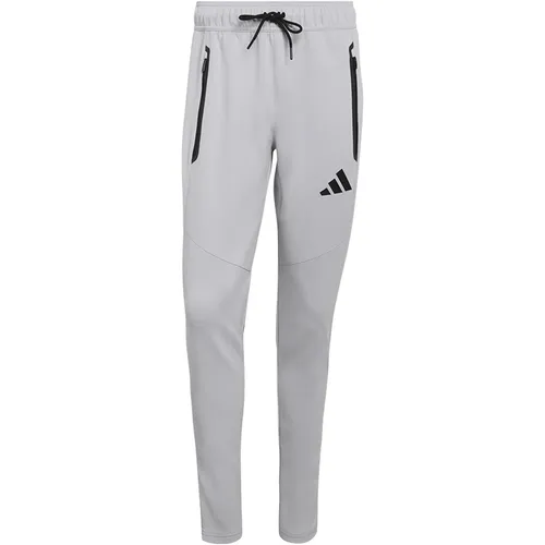 Adidas Tiro Travel Sweathose in weiß von adidas