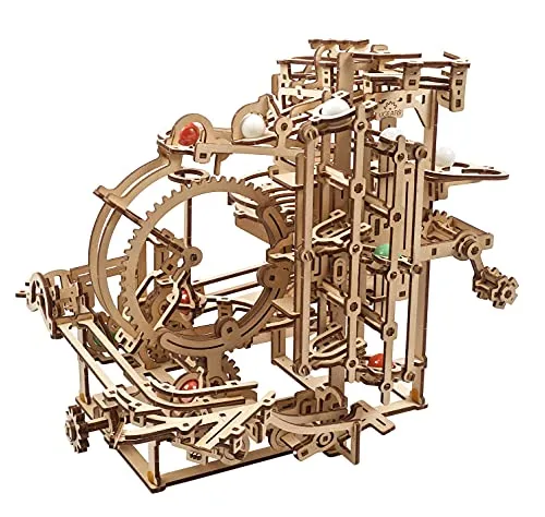 UGEARS Holz-Kugelbahn-Set – 3D-Puzzle mit Stufenaufzug und 10 Murmeln
