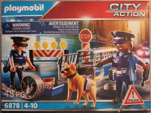 PLAYMOBIL City Action 6878 Polizei-Straßensperre - 48-teiliges Set mit 2 Polizisten und Polizeihund, fördert kreativen Spielspaß ab 5 Jahren