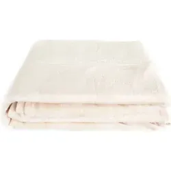 Kuschelige Flanell-Decke 220x240 cm Beige - Diese weiche Flanell-Decke bietet höchsten Komfort und Wärme. Ideal für kalte Abende, sorgt sie für gemütliche Stunden auf dem Sofa oder als zusätzliche Schicht im Bett. Pflegeleicht und maschinenwaschbar.