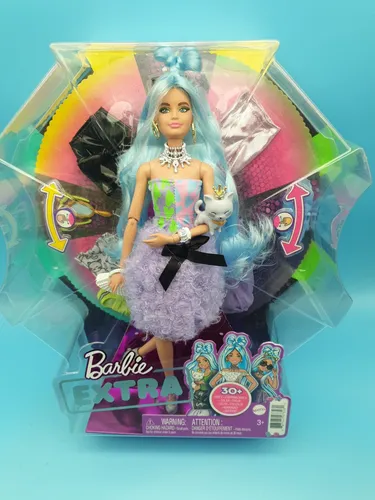 Barbie GYJ69 Deluxe Puppe mit blauem Haar