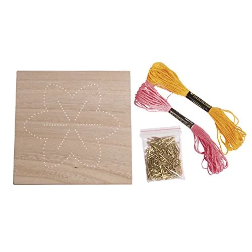 Rayher 70024000 Bastelset Nagelbild Motiv Blüte Holzplatte, natur, 14 x 14 x 0,9 cm, 3 Stränge Garn in den Farben gelb und rosé, 166 Ziernägel, Fadenspannbild