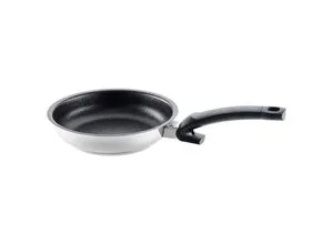 Fissler Bratpfanne Adamant Premium 20 cm - Pfanne mit kratzfester Adamant®-Beschichtung, ideal für alle Herdarten und sorgt für müheloses Kochen ohne Anhaften.