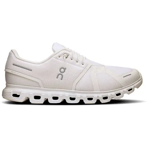 ON Herren Freizeitschuhe Cloud 6 - Sneaker mit noch bequemerer Passform, perfekt für den ganzen Tag. Ideal für aktive Männer, die Wert auf Komfort und Stil legen.