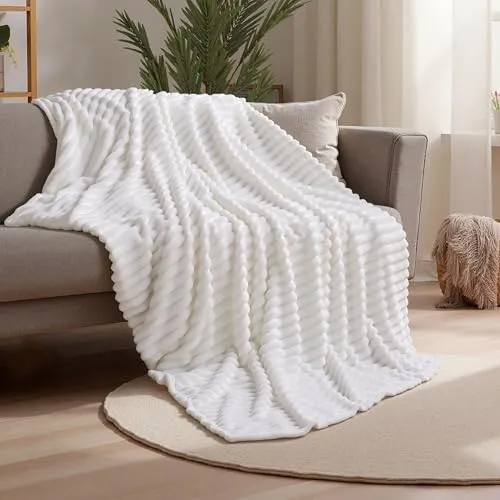 Joiedomi Weiße Twin Kuscheldecke für Bett & Zimmer Deko, 152 * 203cm, Flauschige Fleece-Decke, Geschenk für Frauen, Mütter und Mädchen, Weiche Wolldecke Warme Flanelldecke als Tagesdecke