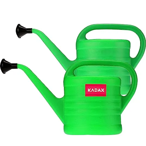 KADAX Gießkanne, Gartengießkanne aus Kunststoff für Innen- und Außenbereich, Bewässerung, Blumen, Zimmerpflanzen, Garten, Haus, Wohnung, Gartengeräte mit Brause (2,5L 2 Stück)