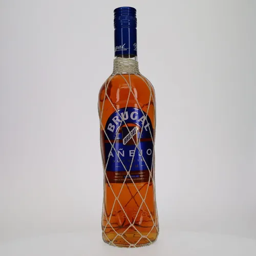 Brugal Añejo Superior Rum – 0,7 l, 38% Vol. - Dunkler Rum aus der Dominikanischen Republik, 5-8 Jahre gereift, ideal für Cocktails oder purer Genuss.