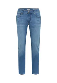 Brax Herren Five-Pocket-Hose Style CHUCK REGULAR BLUE USED - Moderne Five-Pocket-Hose im lässigen Design, gefertigt aus flexibler Hi-FLEX Light-Qualität für optimalen Tragekomfort. Ideal für jeden Anlass.