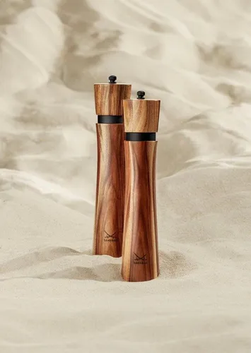 Gewürzmühlen-Set SANSIBAR NORGARD - Küchenhelfer aus hochwertiger Akazie, 26 cm hoch und ideal für frische Gewürze in der Küche. Stilvolles Design in Braun.