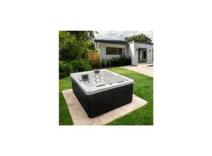 HOME DELUXE Whirlpool WHITE MARBLE - Outdoor Wellness mit 27 Massagedüsen - Whirlpool für entspannende Stunden im Freien, ausgestattet mit 27 regulierbaren Massagedüsen und 9 stimmungsvollen Lichtquellen, ideal für Erholung und Wellness.