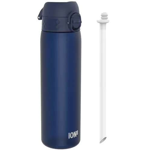 ion8 Trinkflasche Mit Strohhalm, 500 ml, Auslaufsicher, Einhandöffnung, Sichere Verriegelung, Spülmaschinenfest, BPA-frei, Tragegriff, Klappdeckel, Leicht zu Reinigen, Klimaneutral, Marine