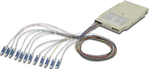 DIGITUS LWL Spleiß-Kassette - 12 vormontierte Pigtails, schnelle Installation und hohe Flexibilität mit LC OM4