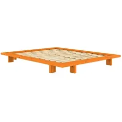 Karup Japan Bett 160 x 200 cm - Kiefer solar orange - Das Karup Japan Bett 160 x 200 cm aus Kiefer in solar orange bietet minimalistisches Design und eine zeitlose Ästhetik. Ideal für moderne Schlafzimmer, kombiniert es fernöstlichen Stil mit praktischer Funktionalität.