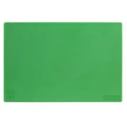 Hygiplas Antibakterielles LDPE Schneidebrett Grün 450x300mm - Schneidebrett in grün, 450x300mm, mit antibakterieller Oberfläche zur Reduzierung von Lebensmittelvergiftungen. Stabil und farbkodiert für sichere Lebensmittelzubereitung.