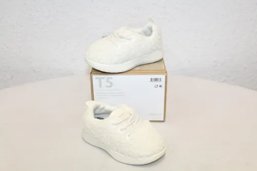 Allbirds Smallbirds Wool Runner Fluff Kinder Weiß EU Größe 22 - Wanderschuhe für Kinder, aus atmungsaktivem Wollmaterial, ideal für Abenteuer im Freien und gemütliche Spaziergänge.