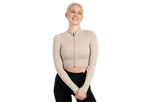 Smilodox Trainingsjacke Zeya – Slim Fit Crop Sportjacke in Beige - Stylische Slim Fit Trainingsjacke für Workout und Yoga in Beige. Hoher Kragen und Rippstruktur bieten optimalen Komfort und Bewegungsfreiheit. Maschinenwaschbar für einfache Pflege.