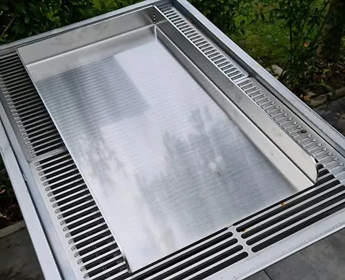 SMOKI Plancha Grillplatte aus 4 mm starkem Edelstahl