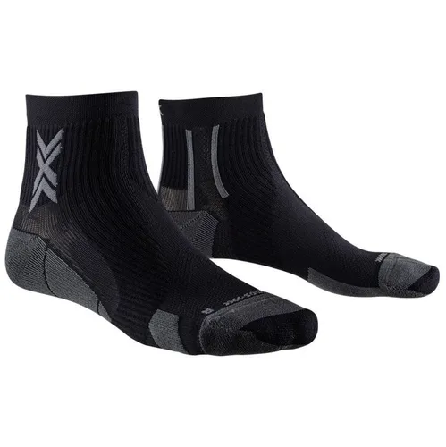 X-Socks Laufsocke Run Perform Ankle schwarz/charcoal - Hochleistungssocken für Herren - Laufsocken Herren mit innovativen Technologien für fortgeschrittene Läufer, bieten optimalen Komfort und Schutz, ideal für schmerzfreies Laufen.