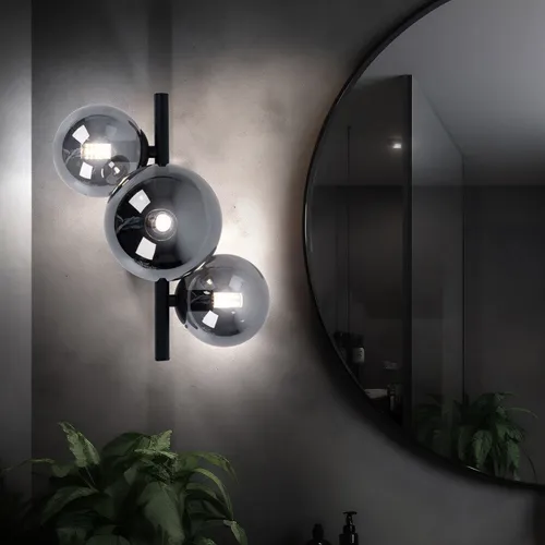 Elegante Deckenleuchte mit Glaskugeln - 3-flammige LED Lampe - Moderne Deckenleuchte mit 3 Glaskugeln, warmweißem Licht und 1050 Lumen Gesamtleistung. Ideal für Esstische und als stylisches Wohnaccessoire.