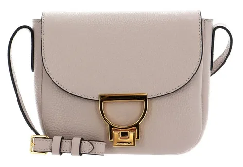 COCCINELLE Umhängetasche Arlettis in Powder Pink - Elegante COCCINELLE Umhängetasche aus hochwertigem Rindsleder, ideal für den Alltag. Verstellbarer Schulterriemen, praktisches Zipperfach und stilvolles Design sorgen für einen besonderen Auftritt.