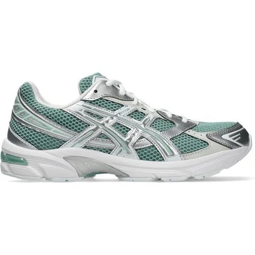 ASICS Herren Freizeitschuhe GEL-1130 – Retro-Laufschuh mit modernem Look - Der GEL-1130 bietet optimalen Halt und Komfort. Mit neu interpretierten Materialien und GEL Technologie in der Ferse ist dieser Schuh ideal für Alltag und Freizeit.