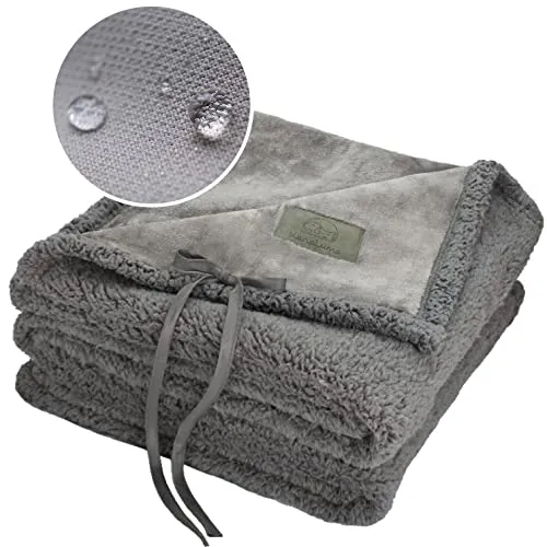 KaraLuna wasserdichte Hundedecke 150x160 cm I Waschbar I Haustierdecke für unterwegs Auto, Sofa oder Couch I Outdoor Decke Hund Ruhedecke tragbar