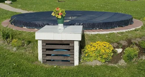 Abdeckplane mit Spannschloss für Rundbecken Ø 5,0m - Sonstiges Poolzubehör – Ganzjähriger Schutz für Ihren Pool mit reißfester Abdeckplane und flexiblem Übermaß für optimale Anpassung an verschiedene Wasserspiegel.