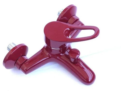 Wannenbatterie in Rot – Hochwertige Badarmatur - Armaturen – Hochwertige Wannenbatterie in Rot (RAL 3003) mit geräuscharmer Kartusche und einfacher Montage. Ideal für jeden Badezimmerstil.