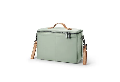 Elodie Wickeltasche Organizer - Hazy Jade - Praktische Wickel- und Kosmetiktasche mit durchdachter Aufteilung. Wasserabweisendes Material, ideal für unterwegs. Mit 2 Hauptfächern und 2 Vordertaschen bietet sie viel Stauraum.