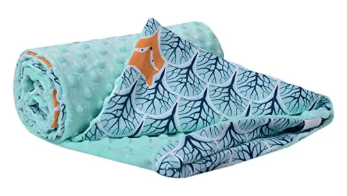 Medi Partners Krabbeldecke 100% Baumwolle 75x100cm doppelseitig multifunktional Minky Kuscheldecke für Kinderwagen weich flauschig (Wald mit minzer Minky)