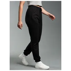 Trigema Damen Sporthose Jogginghose 574096 - Schwarz, Größe XL - Sport-Jogginghosen für Damen mit klassischem Schnitt, aus hochwertiger Sweat-Qualität für optimalen Tragekomfort und Bewegungsfreiheit.