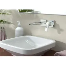 hansgrohe Logis Waschtischarmatur 71256000 - Waschtischarmatur für Wandmontage mit 205mm Auslauf, ideal für individuelle Installation und ausgestattet mit EcoSmartAir Power Technologie für Wasserersparnis.