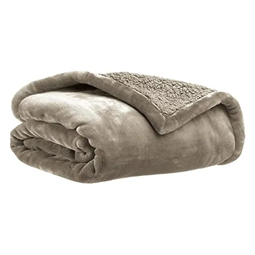 Vivaraise Plaid Michka kieselsteingrau 180 x 220 cm in grau von Vivaraise