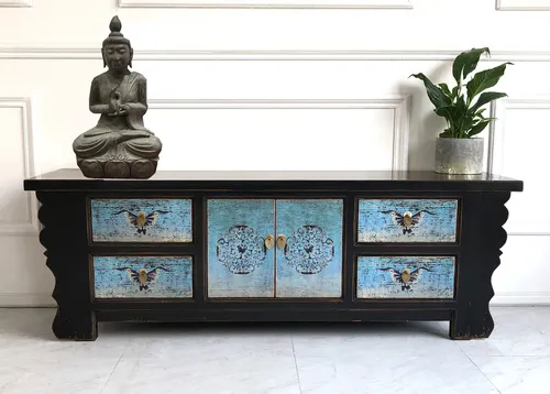 Chinesisches Lowboard im Vintage-Stil