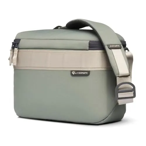 Gomatic Luma Kamera Sling Bag 12L – DSLR & Systemkamera Umhängetasche mit Trennwänden & Schultergurt, Entwickelt mit Peter McKinnon, für Objektive, Drohnen & Zubehör, Wasserabweisend – Salbeifarbe