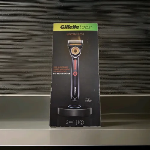 Gillette Labs Heated Razor Starter Pack