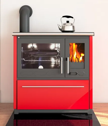 EEK A+ Küchenofen Holzherd Plamen 850 rot, linke Version - Dauerbrandherd mit 8 kW Nennwärmeleistung, energieeffizient und ideal für den Innenbereich. Hergestellt aus hochwertigem Gusseisen, sorgt für wohlige Wärme in jedem Raum.